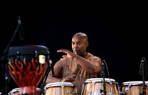 Consagrado percussionista africano