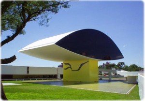 MUSEU OSCAR NIEMEYER