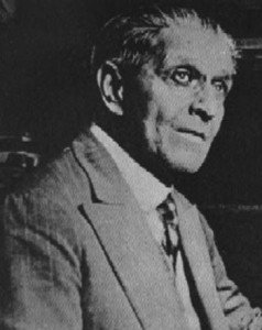 Em 1934 morreu o músico Ernesto Nazaré, aos 71 anos, depois de fugir de um hospício, no RJ.