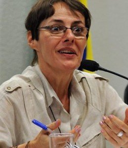 ana aos leoes