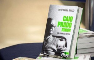 livro_caio_prado_junior101726